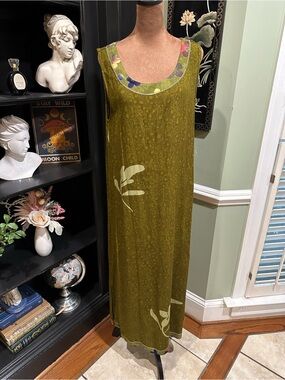 Mirror Image Olive Green Sleeveless Maxi Dress – Size Medium